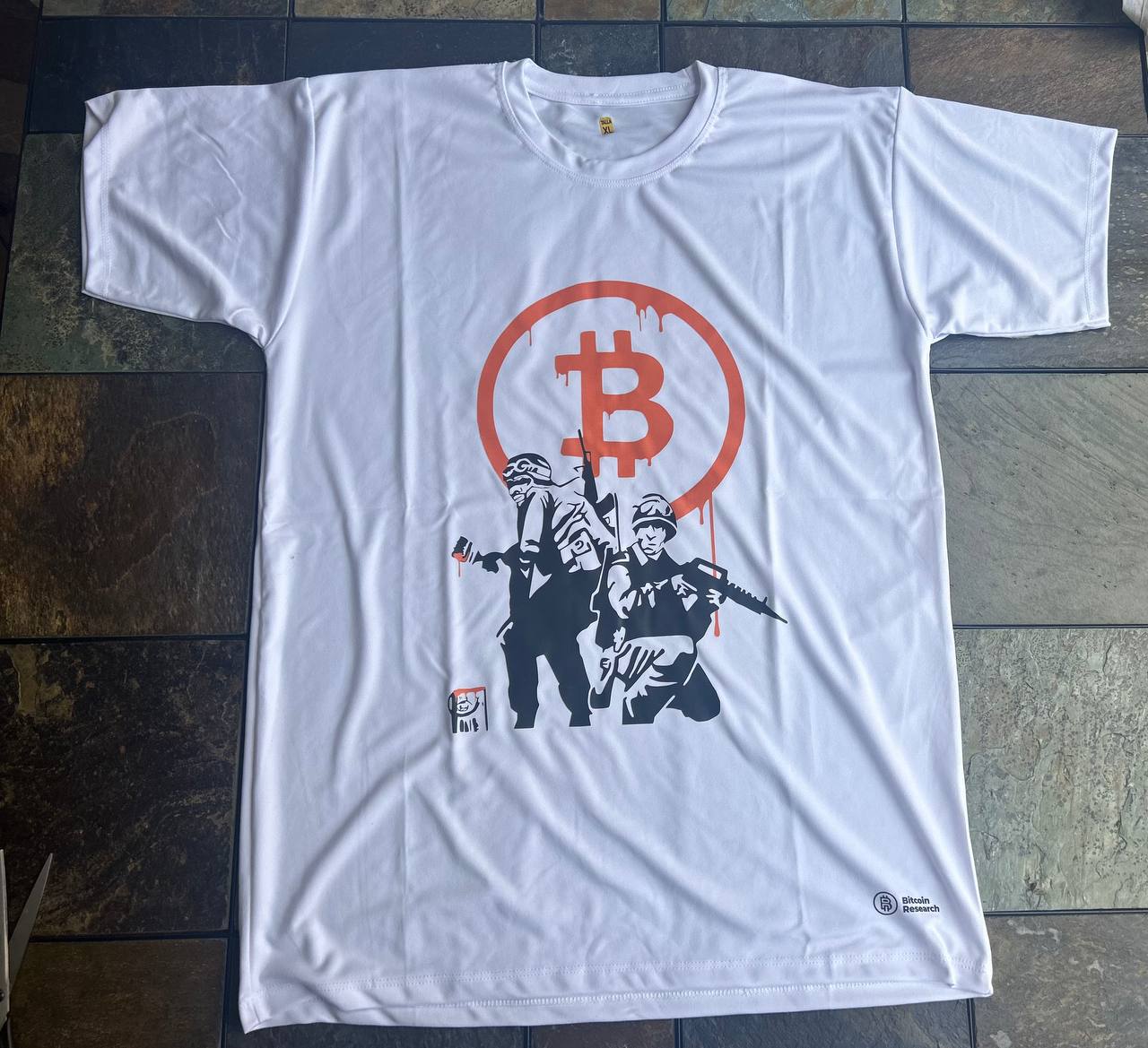 Polera blanca militares streetcyberart